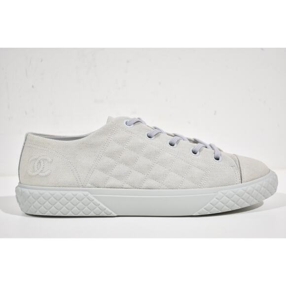 Chanel 22C Light Blue Grey Denim CC Logo Low Top Flat Runner Trainer Sneaker 39 - Picture 2 of 11